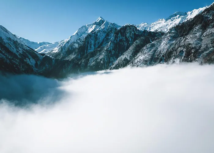 Amadeus By We Rent Chalet *